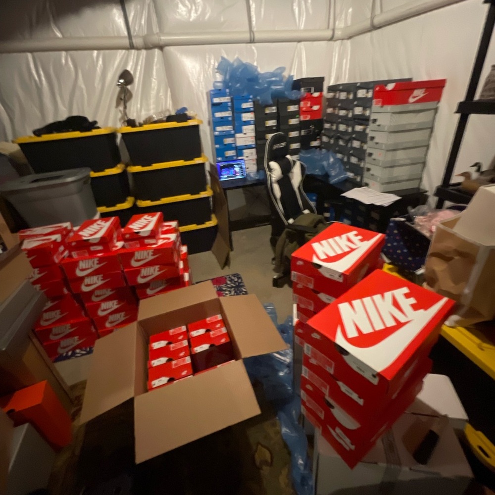 Meet your Posher, Ethan